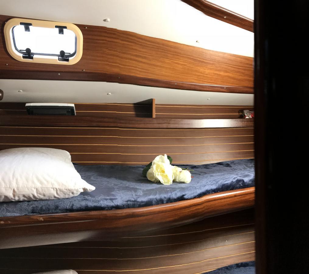 Отель Bed&Boat Eolo 3 Венеция Экстерьер фото